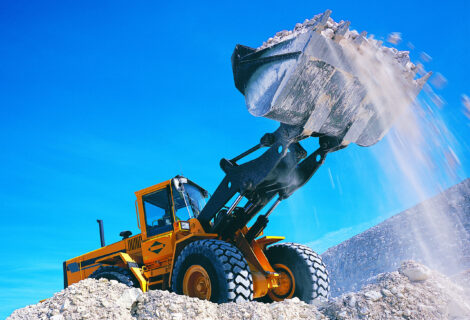 Leasing vs. Loans: Which Equipment Financing Option is Right for Your Business?
